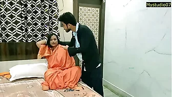 Desi step mommy in law fucked by husband! Viral jobordosti sex with audio